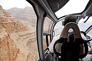 前B社开发者认为《上古卷轴6》不会学习《博德之门3》